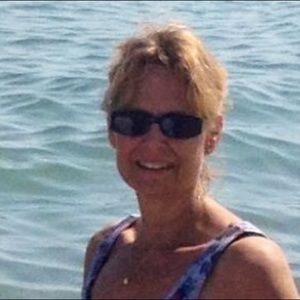 Meet your Posher, Lorie